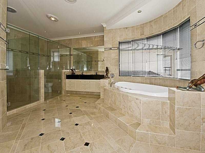 Sovereign Islands QLD 4216